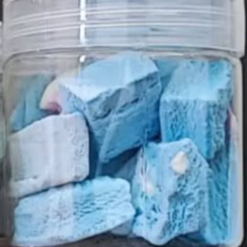 بستنی خشک بلوبری